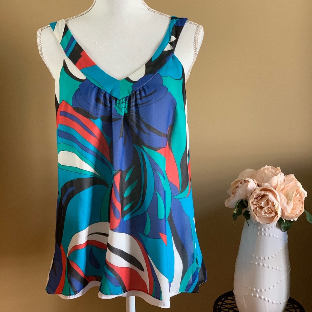 GUESS Flowy Colorful Top